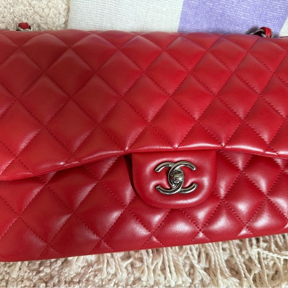 CHANEL LAMBSKIN DOUBLE FLAP JUMBO BAG EXCELLENT CONDITION - Picture 3 of 16